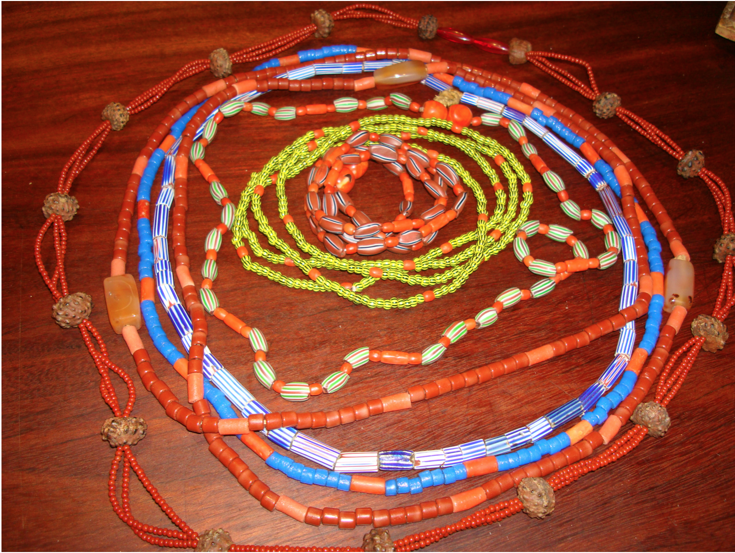 Fio de conta beads on string