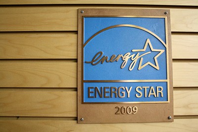The energy star logo says "energy" in cursive next to a star